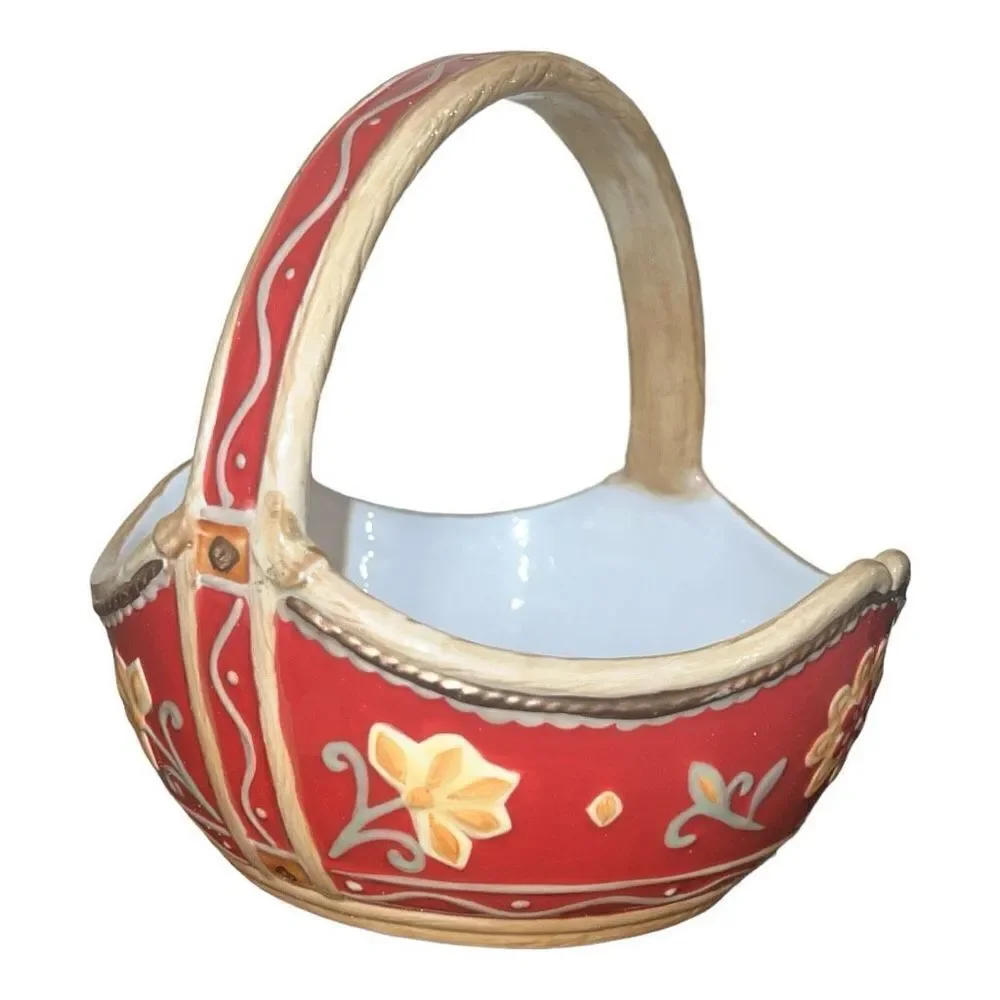 Fitz and Floyd ceramic Bianca basket
